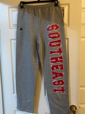 Southeast sweatpants by Russell